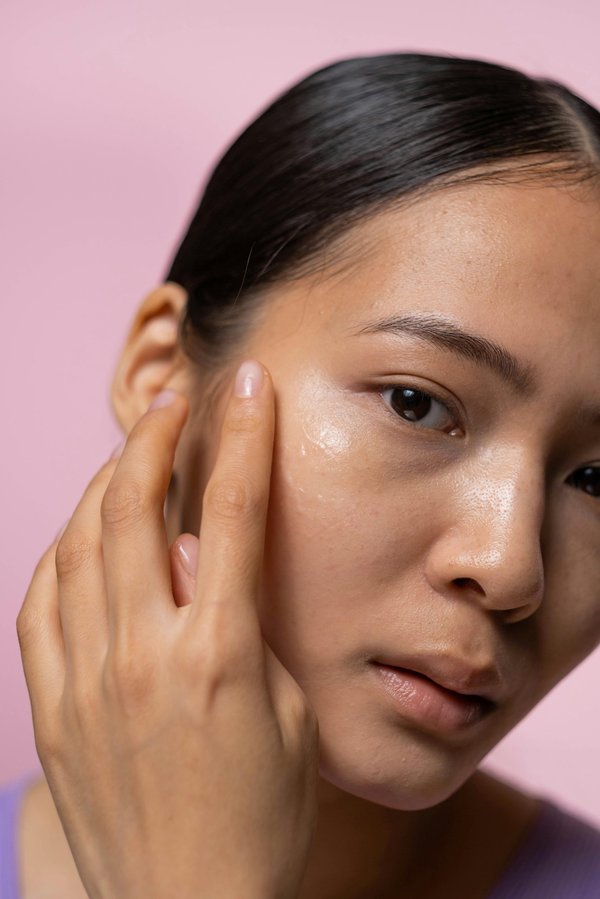 Conseils beauté : 5 astuces pour illuminer votre regard
